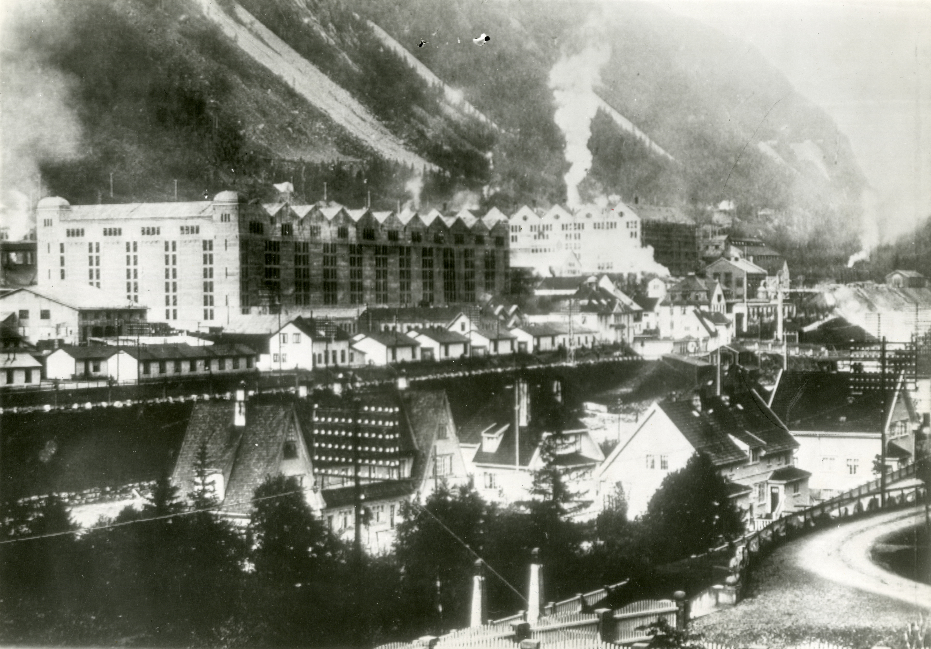 historic_rjukan.jpeg